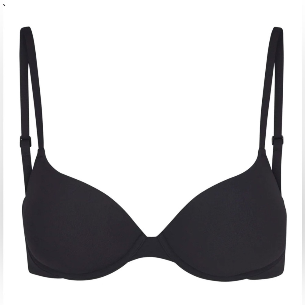 SKIMS for everybody push up bra